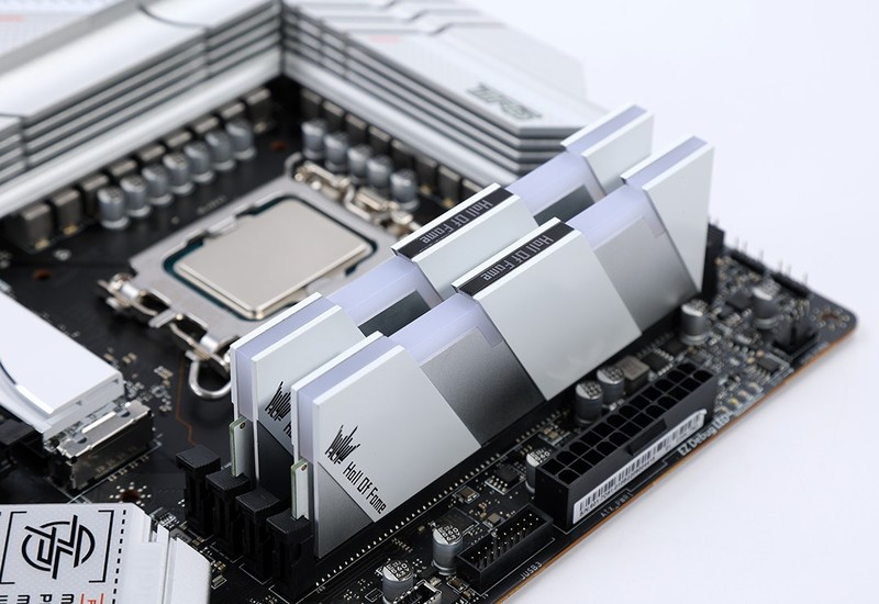 颜值党装机不要错过，长城T9W海王星机箱搭配13700K+4080装机分享