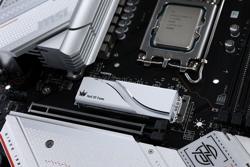 颜值党装机不要错过，长城T9W海王星机箱搭配13700K+4080装机分享