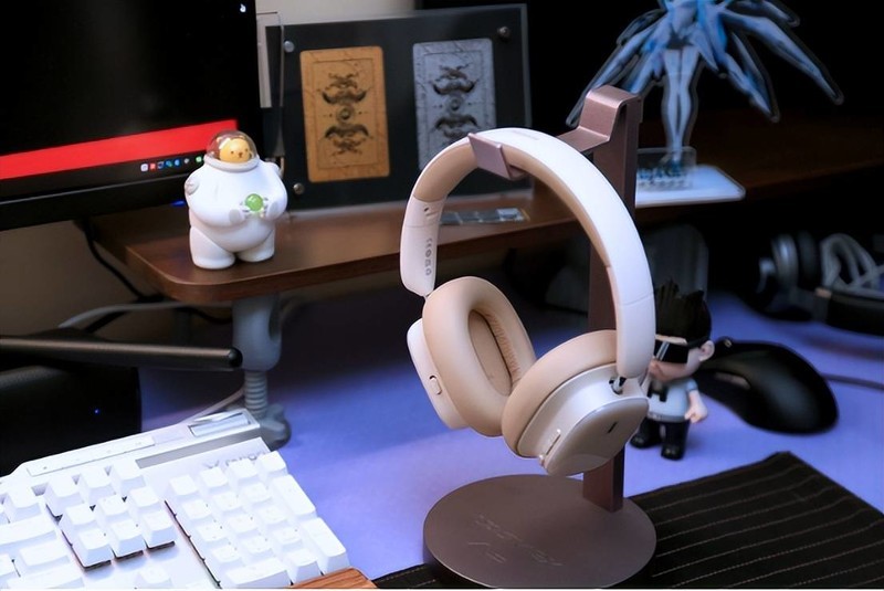 看腻了入耳式降噪耳机？这次来个头戴式了解一下？