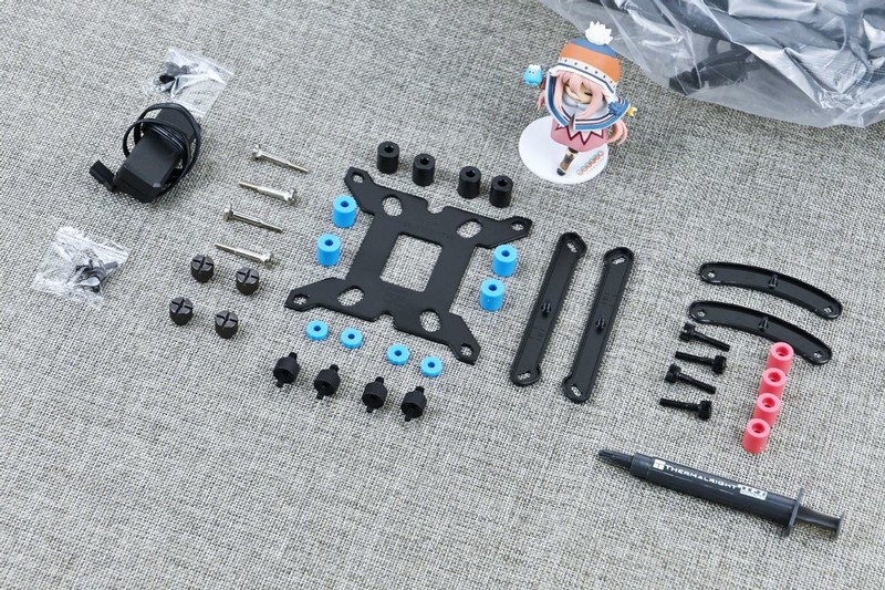 利民FrozenPrism240冰封棱镜水冷散热器试玩：当风冷扣具遇上水冷