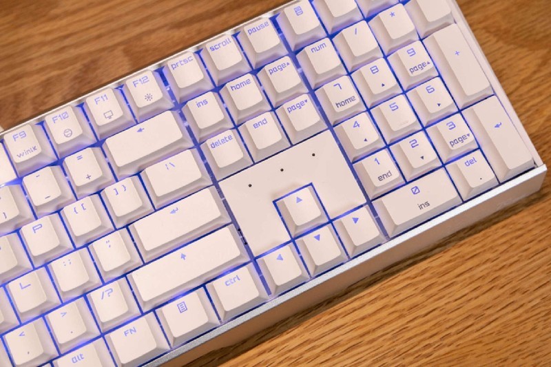 全新玉轴，全球限量999把，CHERRY MX3.0S Scout签名选手版