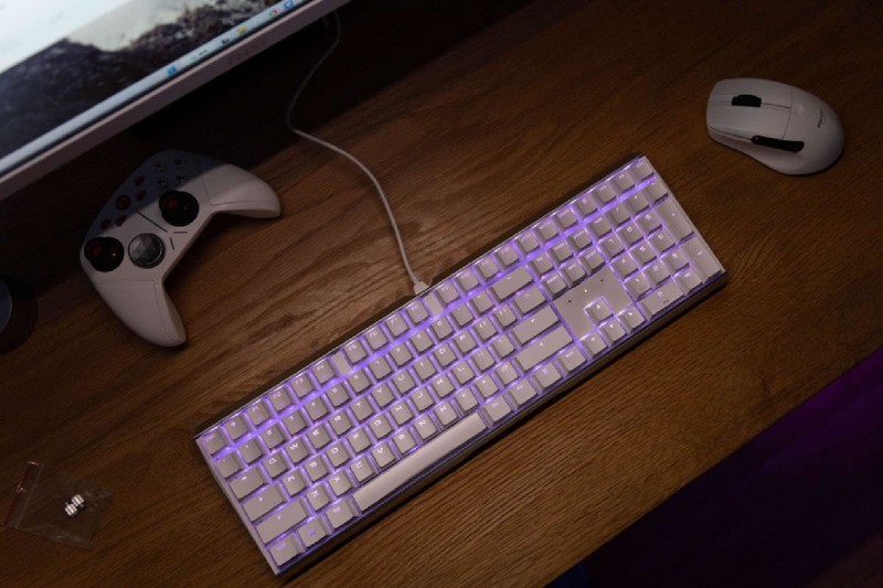 全新玉轴，全球限量999把，CHERRY MX3.0S Scout签名选手版