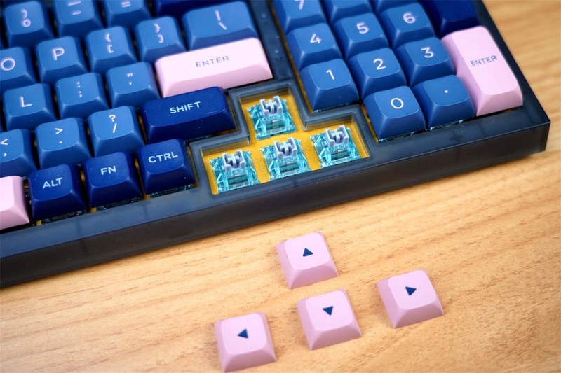 硬盘内卷，键盘也内卷，小呆虫GK980三模键盘低价高能，为你所用