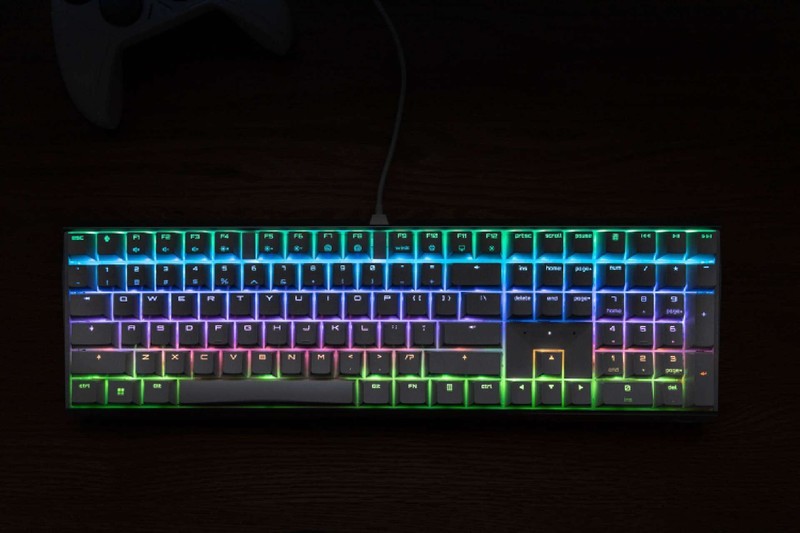 全新玉轴，全球限量999把，CHERRY MX3.0S Scout签名选手版