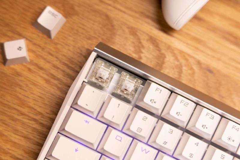 全新玉轴，全球限量999把，CHERRY MX3.0S Scout签名选手版