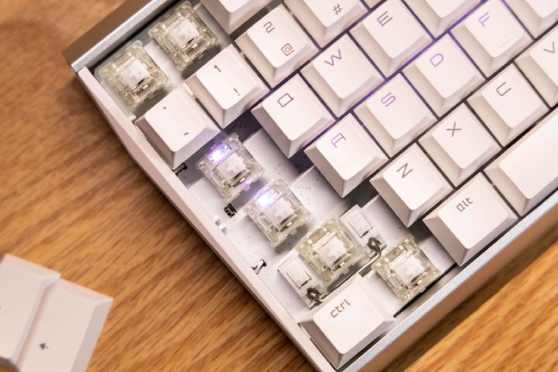 全新玉轴，全球限量999把，CHERRY MX3.0S Scout签名选手版