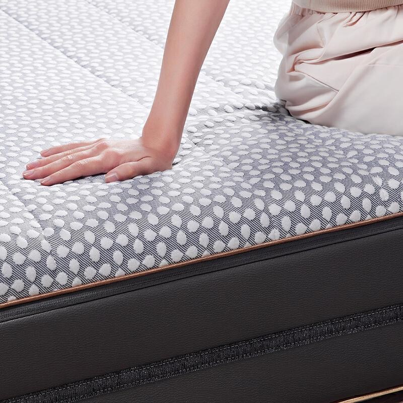 智能调整软硬 主动护腰脊 8H AI智能撑腰护眠床垫