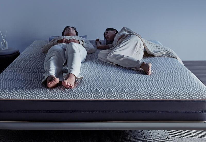 智能调整软硬 主动护腰脊 8H AI智能撑腰护眠床垫