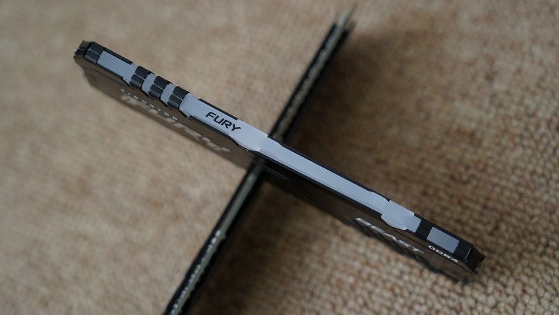 等等党的游戏神器，Kingston FURY Beast DDR4 3600 RGB内存体验分享