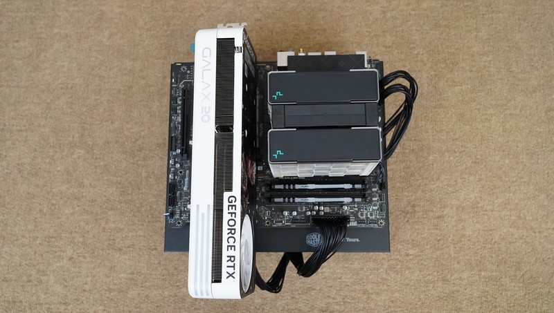 等等党的游戏神器，Kingston FURY Beast DDR4 3600 RGB内存体验分享