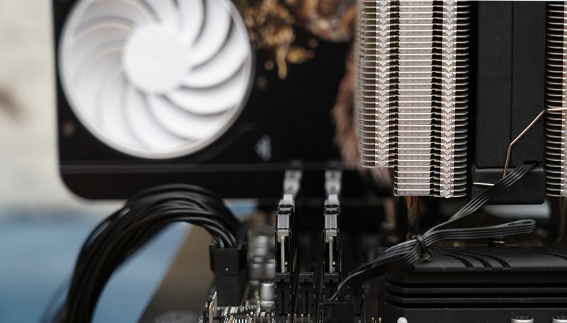 等等党的游戏神器，Kingston FURY Beast DDR4 3600 RGB内存体验分享