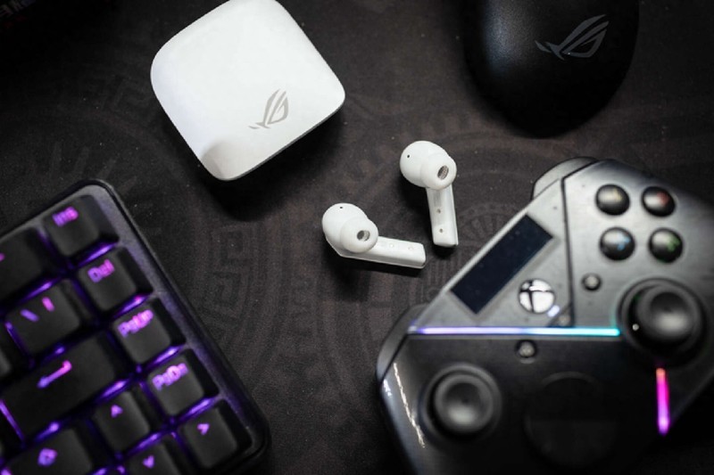 颜值在线，手感饱满，雷切Pro无线游戏手柄