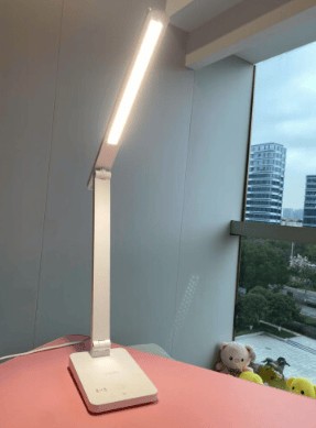 台灯学生用哪个牌子最好？用心品鉴学生护眼灯品牌排行榜前十名