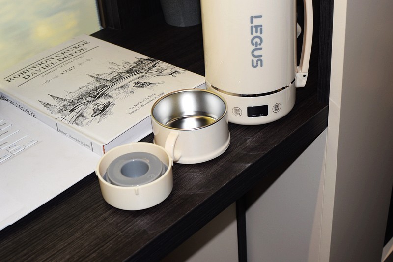 便捷、舒适、健康 LEGUS便携式旅行电热水杯