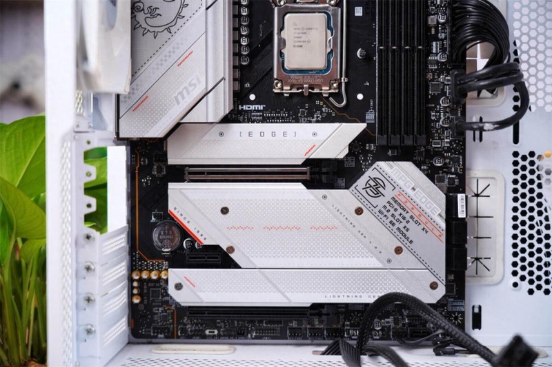 PC/NS等多平台制霸，六轴体感、霍尔摇杆，北通阿修罗2Pro+星云版