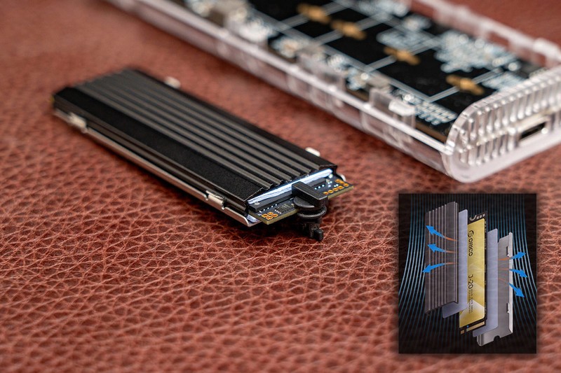 ASM2464PD主控威力如斯，实测传输速度2.5GB/s，ORICO真USB4移动硬盘评测