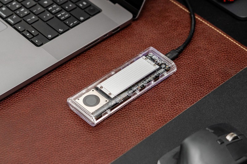 ASM2464PD主控威力如斯，实测传输速度2.5GB/s，ORICO真USB4移动硬盘评测