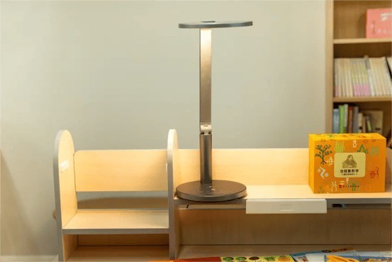 护眼台灯什么效果好，六大实用技巧手把手带你挑选