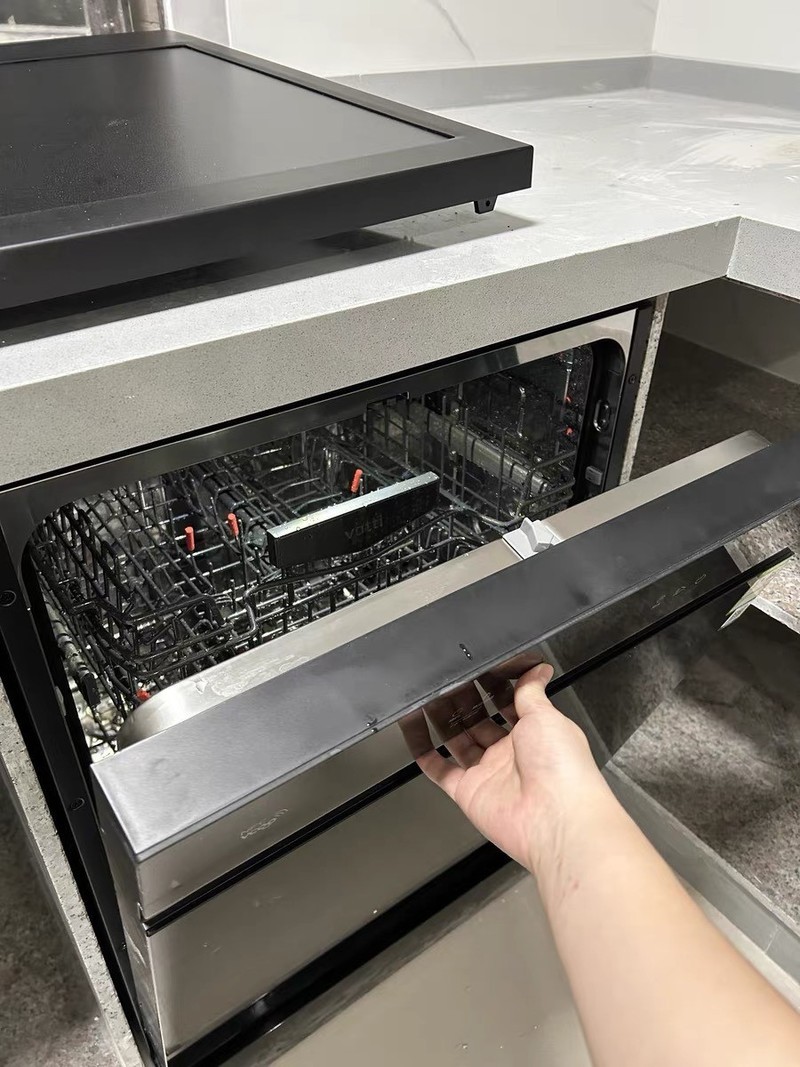 华帝洗碗机iD1000，轻松搞定109件餐具，真是大容量之王！