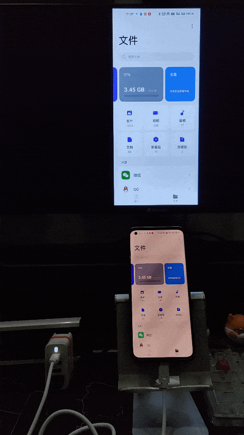 小巧多用的Cyberize玲珑坞 让你秒变办公多面手