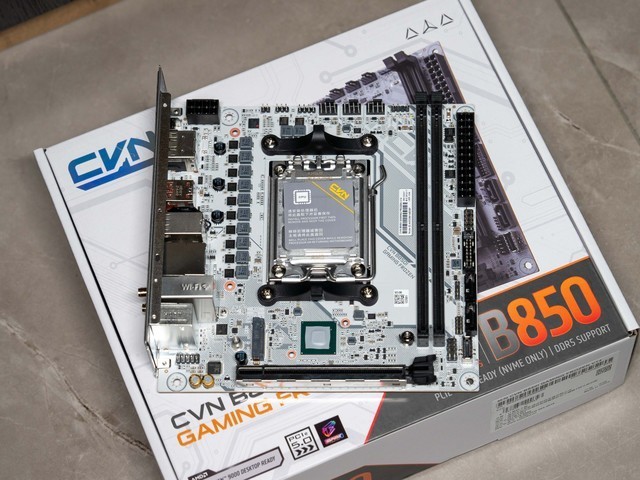 锐龙小钢炮来袭，七彩虹 CVN B850I 登陆舰主板开箱拆解