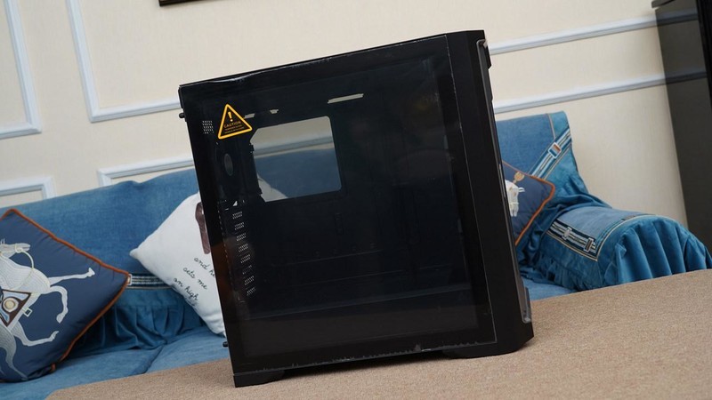 散热好又能装的全塔机箱，安钛克 Performance1初星体验分享