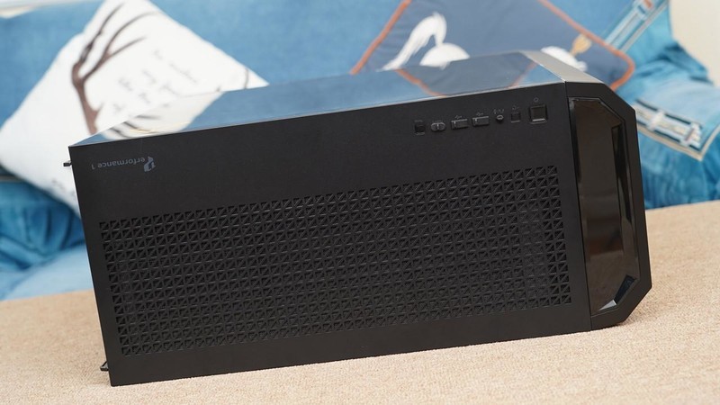 散热好又能装的全塔机箱，安钛克 Performance1初星体验分享