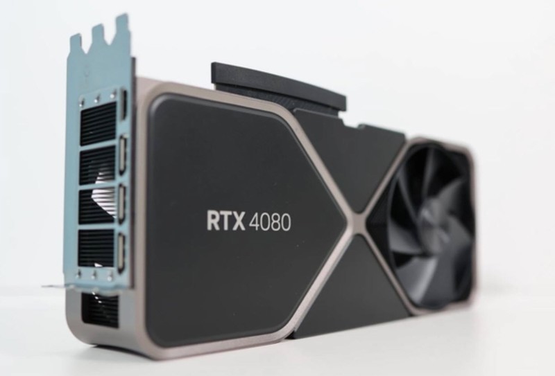 我这个显卡推荐给“家世好、嘴又甜、长得好看还有钱”的大Baby们