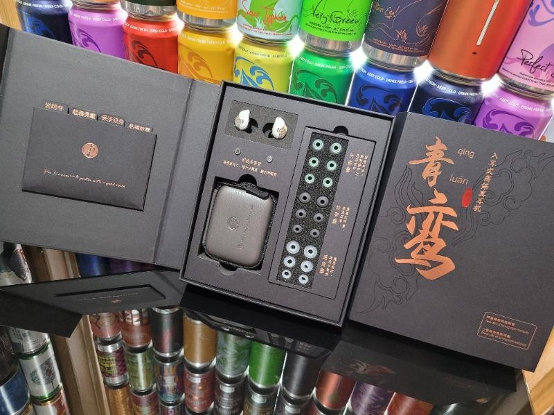 尝鲜中国风设计高保真HIFI动圈耳机，竹林鸟青鸾Z4