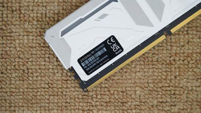 高频内存的威力有多大？ZADAK SPARK RGB DDR5 7200实测告诉你