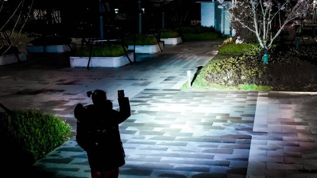 小巧便携，功能全面。FENIX E35R值得冲一波