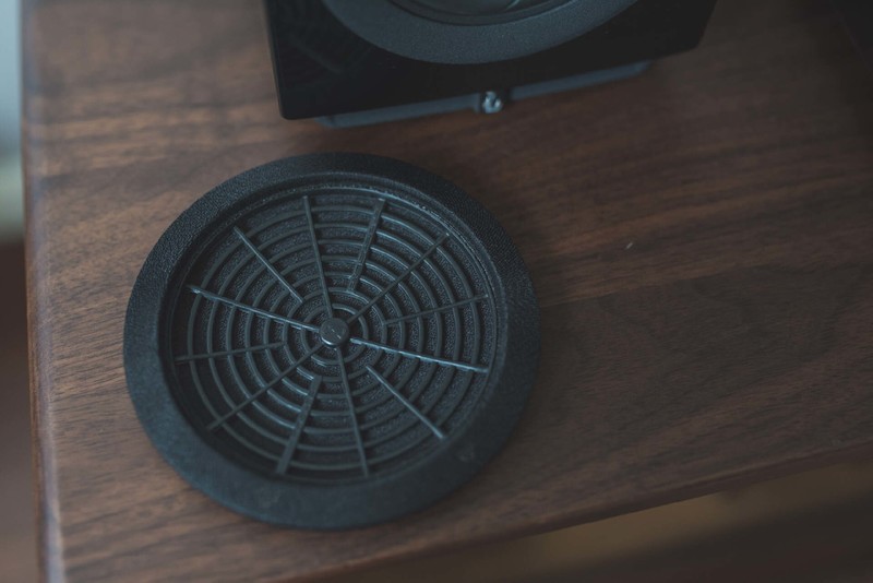 谁说只能4英寸起步？真正一步到位的桌面有源新宠：黑烬EL3P音箱