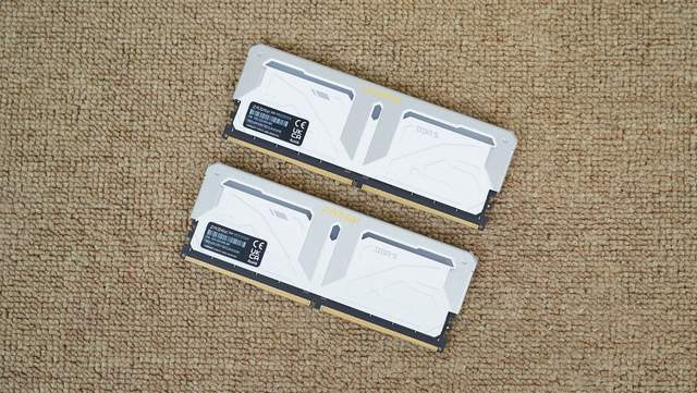 高频内存的威力有多大？ZADAK SPARK RGB DDR5 7200实测告诉你