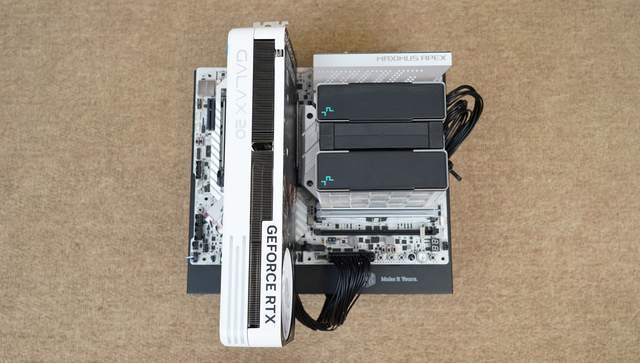 高频内存的威力有多大？ZADAK SPARK RGB DDR5 7200实测告诉你