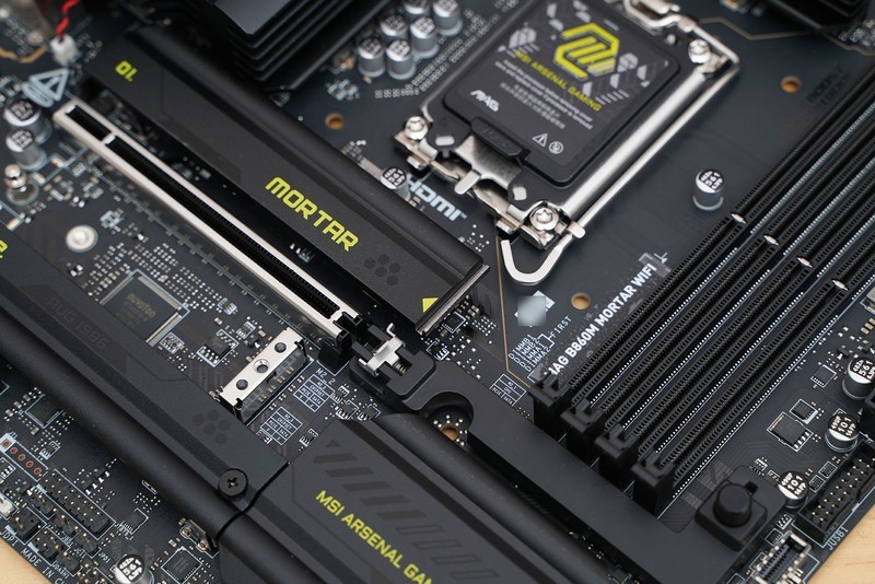 内存怒超8800！微星MAG B860M MORTAR WIFI迫击炮评测