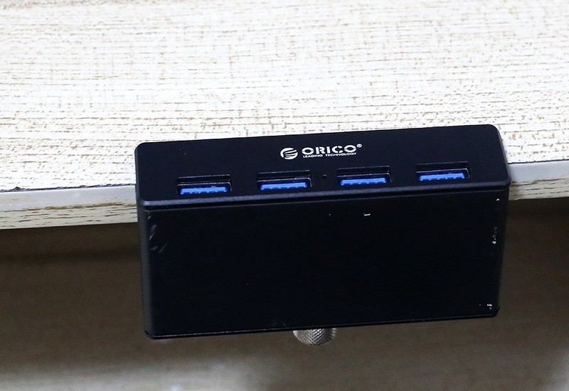 打造清爽桌面，扩展更多设备，Orico奥睿科卡扣集线器