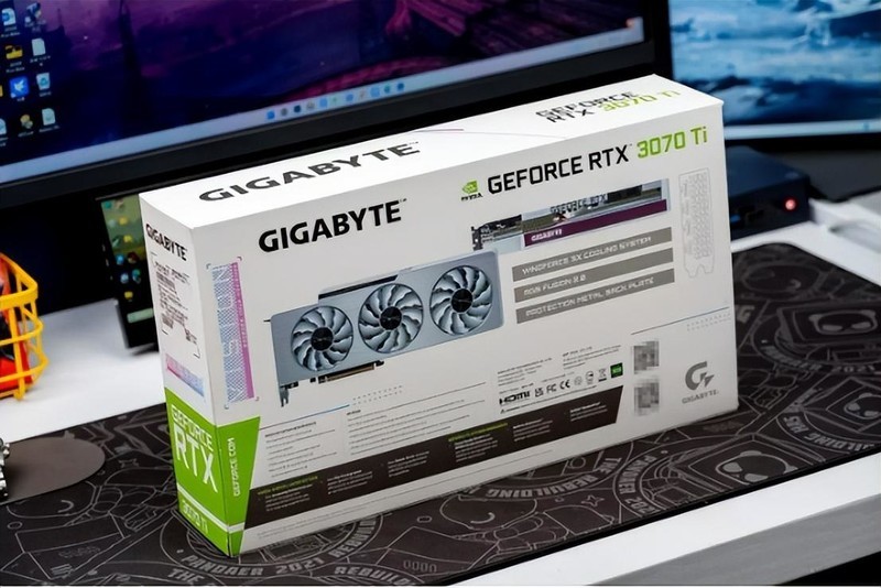 RTX4090开卖了，30系显卡还值得买吗？装个机告诉您答案