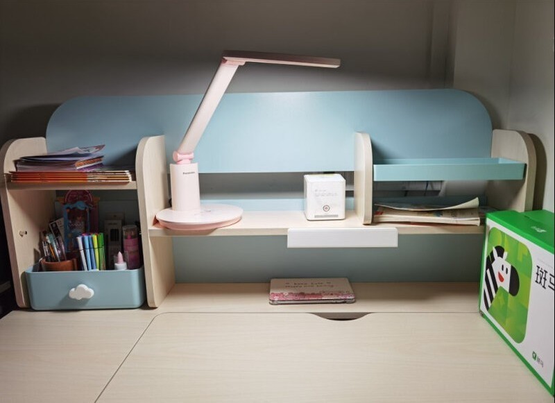 什么台灯对眼睛好？亲授7个挑选奇招教你选对护眼台灯！