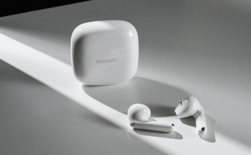 什么蓝牙耳机好用又不贵？2025年消费者公认好用的蓝牙耳机推荐！