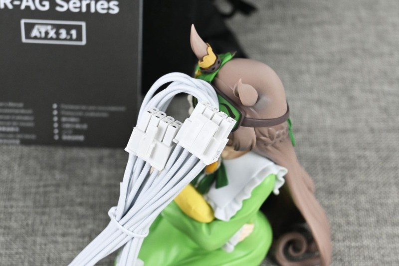 利民AG1000白色版ATX3.1全模组电源开箱：小巧的乔威千瓦