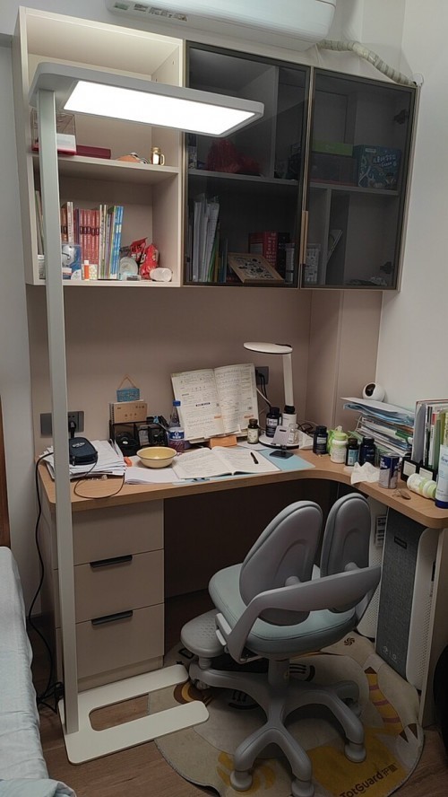 护眼钢琴灯怎么选比较好？2025年护眼钢琴灯选购指南教你选