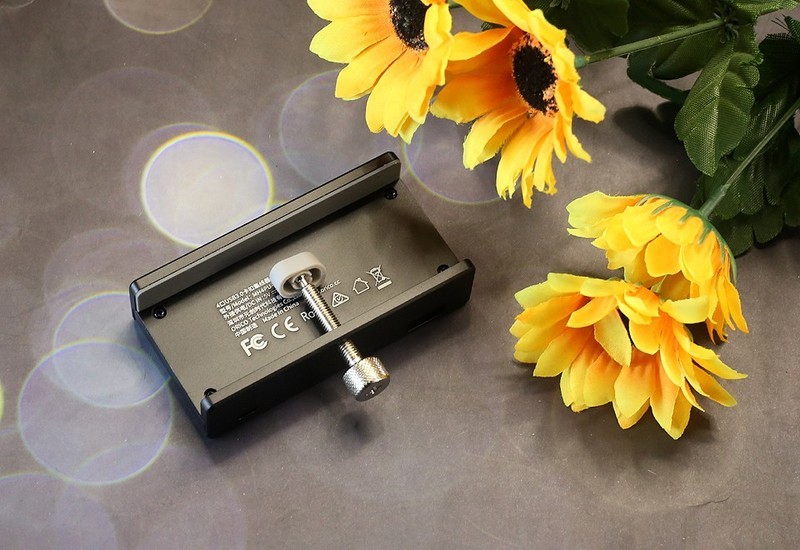 打造清爽桌面，扩展更多设备，Orico奥睿科卡扣集线器