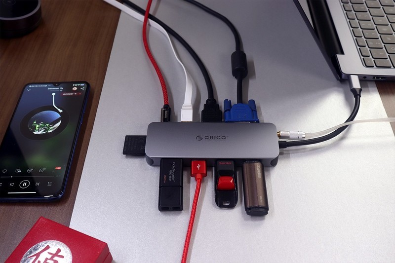 传统扩展坞low爆了，解决两大痛点的“玲珑坞”才是终极形态