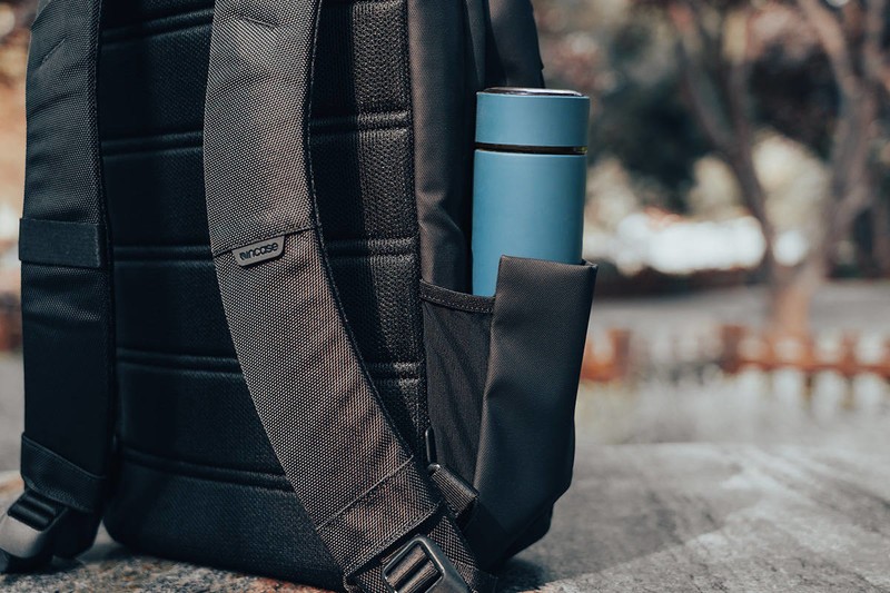 INCASE City背包怎么样？2个月使用体验，完美Carry我的MacBook Pro