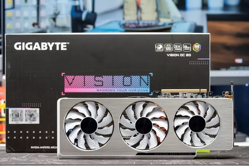 RTX4090开卖了，30系显卡还值得买吗？装个机告诉您答案