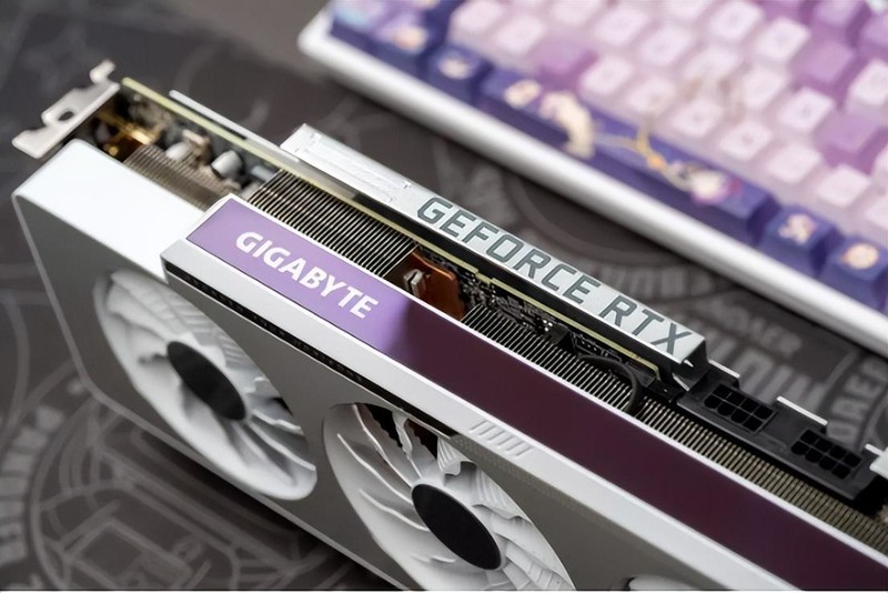 RTX4090开卖了，30系显卡还值得买吗？装个机告诉您答案