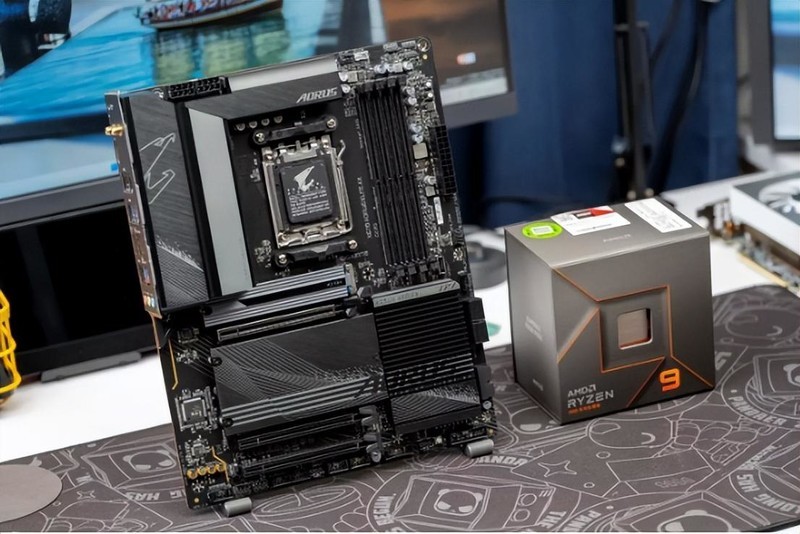 RTX4090开卖了，30系显卡还值得买吗？装个机告诉您答案