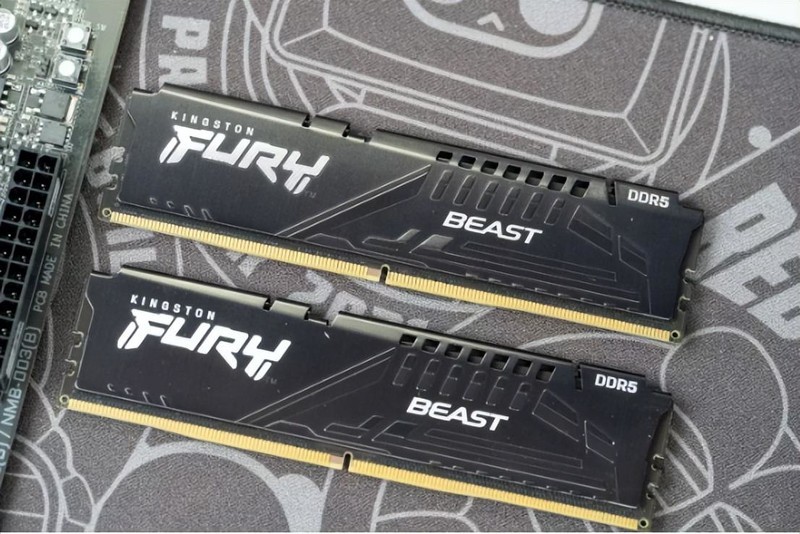 RTX4090开卖了，30系显卡还值得买吗？装个机告诉您答案