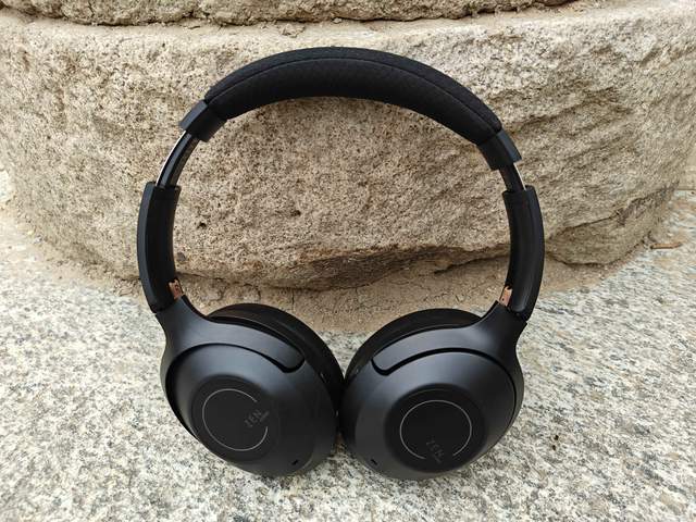 创新 ZEN HYBRID PRO SXFI 无线耳机：音质、舒适度与功能兼具