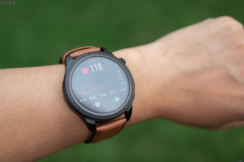 时尚易用的健康手表，时刻关注身体状况，dido E56S Max体验